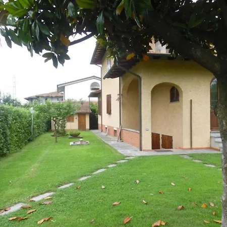 Casa Via Civitali 247