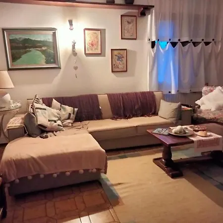 بيت للعطل Casa Via Civitali 247 *